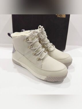 The North Face Women’s Sierra Mid Waterproof Boots